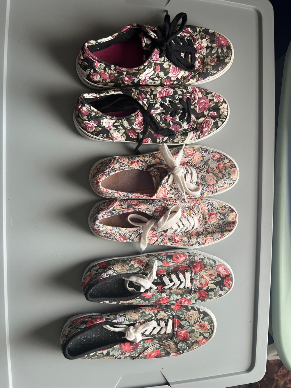 Woman’sFloral Canvas Sneakers - Pink Multi